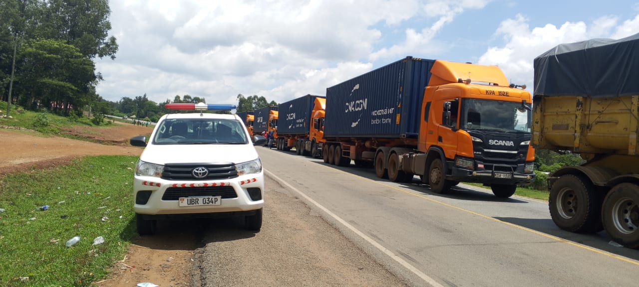Dry container transport vehicle on the move